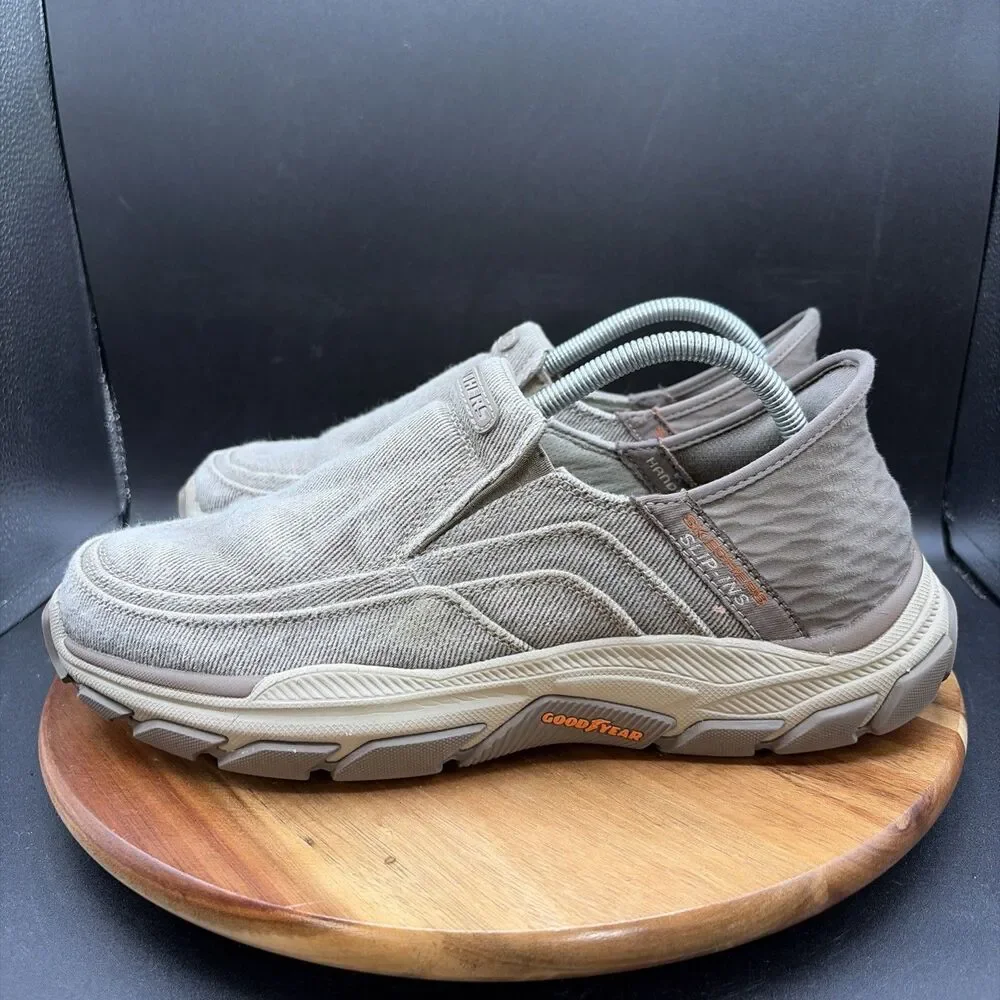 Skechers Slip-Ins Respected Holmgren Mens Size 9.5 Wide Shoes Taupe Slip On